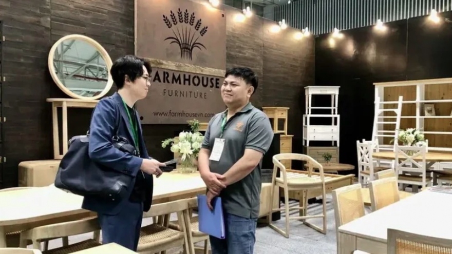 Int’l furniture & home accessories fair opens in HCM City